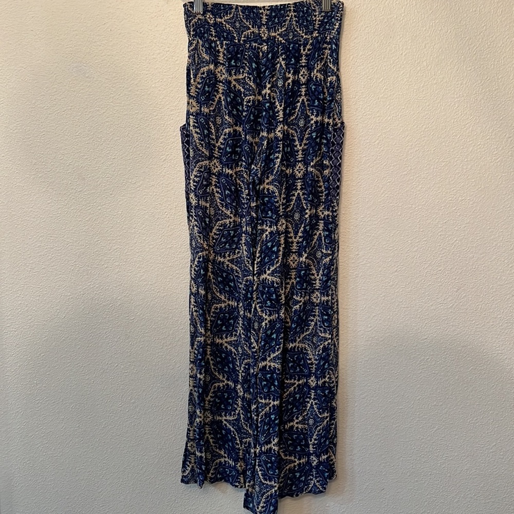 //BAND OF GYPSIES// Flowy Patterned Fun Pants - Picture 5 of 6